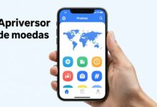 Imagem de capa representando aplicativos conversor de moedas em um smartphone com ícones de diferentes moedas globais