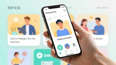Pessoa usando um aplicativo de criação de stories animados em um smartphone, com templates coloridos, textos em movimento e elementos visuais modernos na tela
